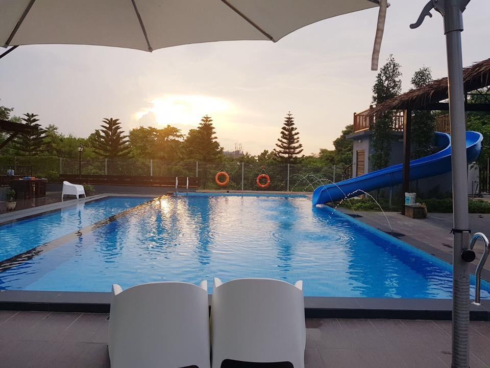 Kluang Container Swimming Pool Hotel Exterior foto